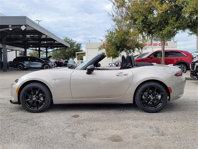 2023 Mazda MX-5 Miata Club