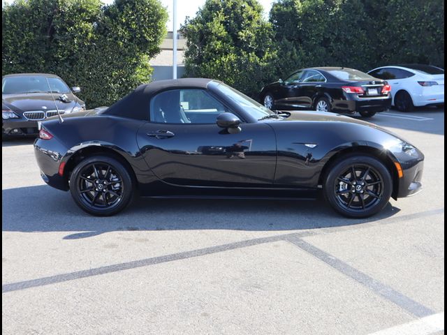 2023 Mazda MX-5 Miata Sport