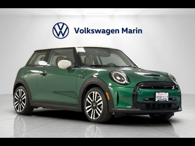 2023 MINI Cooper Hardtop SE