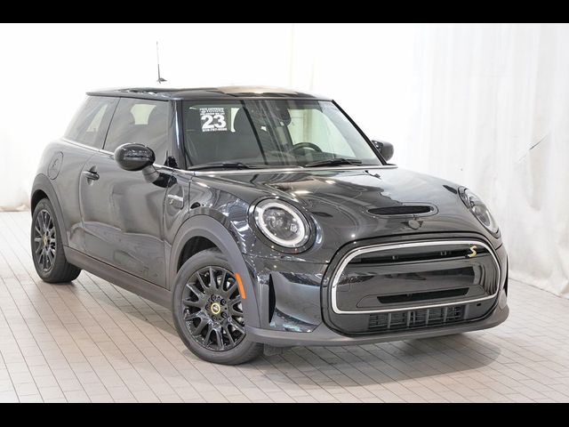 2023 MINI Hardtop 2 Door Cooper SE Signature