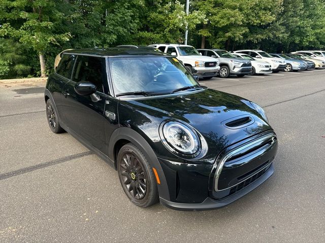 2023 MINI Hardtop 2 Door Cooper SE Signature