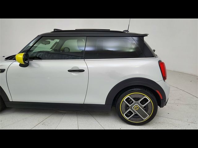 2023 MINI Cooper Hardtop SE