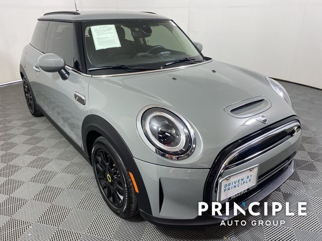 2023 MINI Hardtop 2 Door Cooper SE Signature