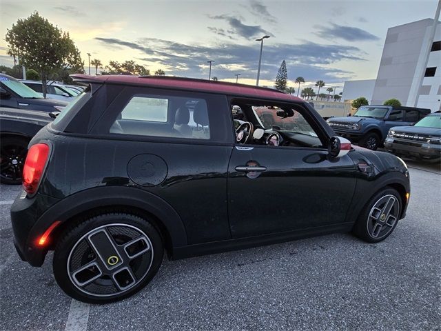 2023 MINI Cooper Hardtop SE