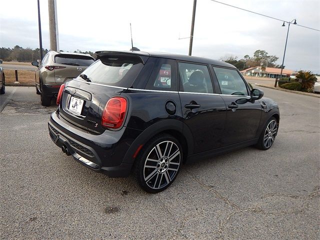 2023 MINI Hardtop 4 Door Cooper S Classic