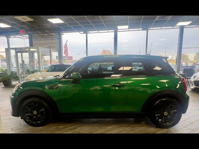 2023 MINI Hardtop 2 Door Cooper SE Signature