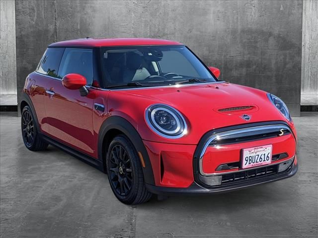 2023 MINI Hardtop 2 Door Cooper SE Signature