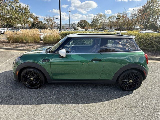 2023 MINI Cooper Hardtop SE