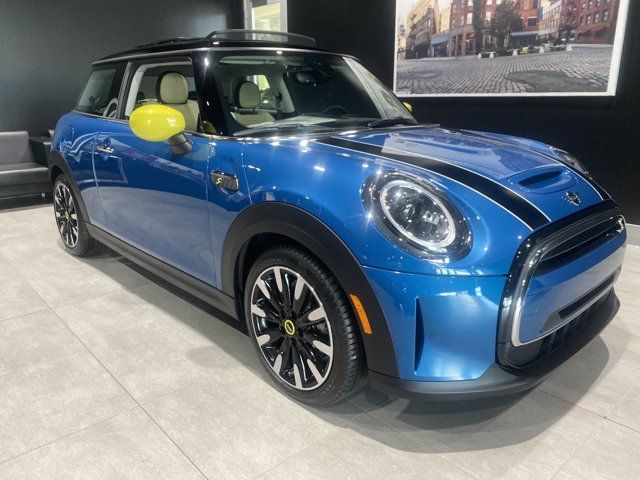 2023 MINI Cooper Hardtop SE