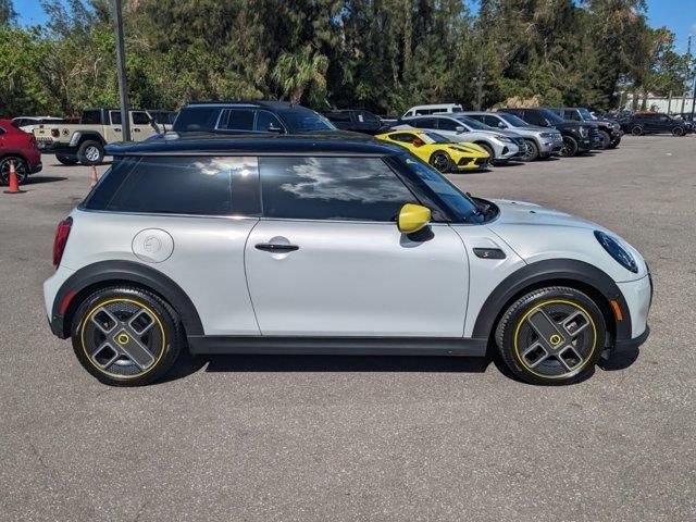 2023 MINI Cooper Hardtop SE