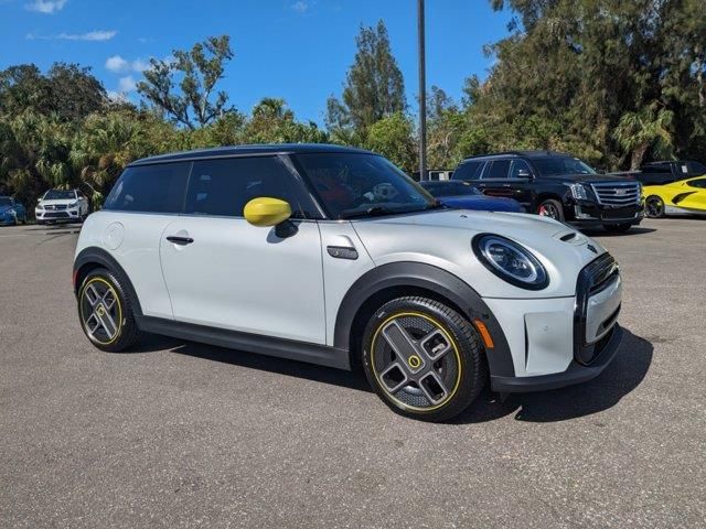 2023 MINI Cooper Hardtop SE