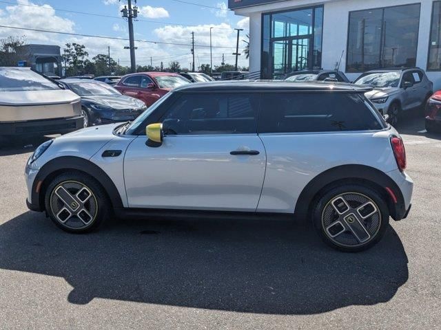 2023 MINI Cooper Hardtop SE