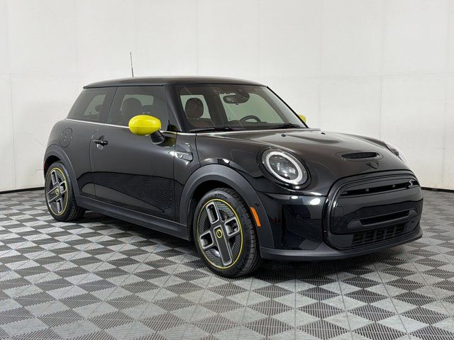 2023 MINI Cooper Hardtop SE