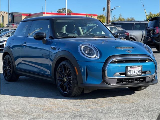 2023 MINI Cooper Hardtop SE