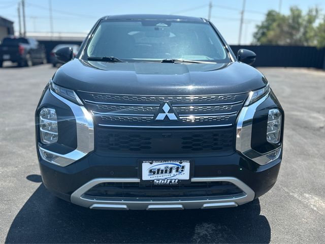 2023 Mitsubishi Outlander 