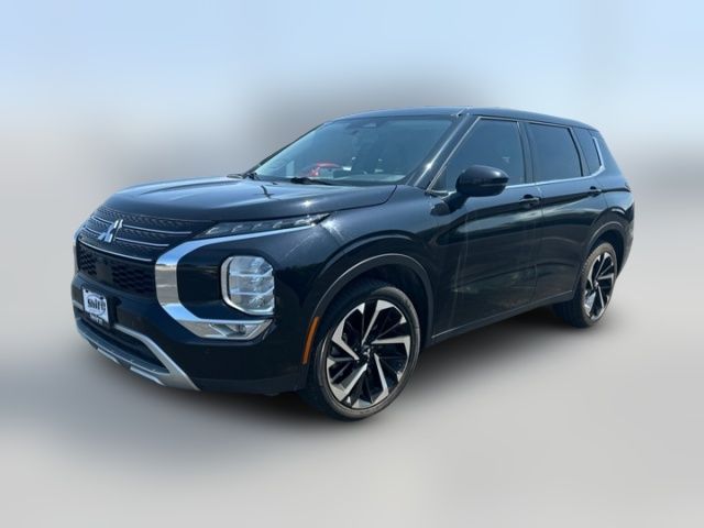 2023 Mitsubishi Outlander 