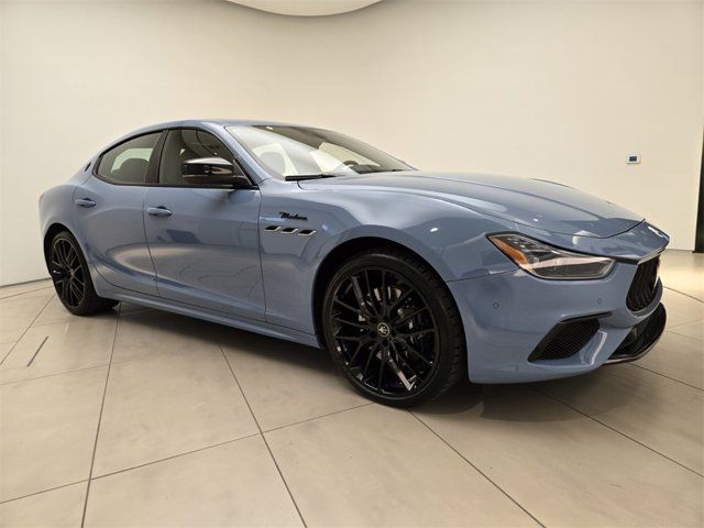 2023 Maserati Ghibli Modena Q4