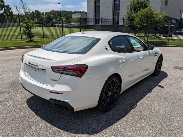 2023 Maserati Ghibli Modena Q4