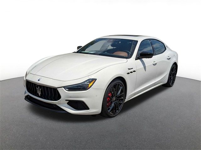 2023 Maserati Ghibli Modena Q4