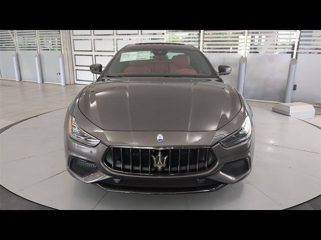 2023 Maserati Ghibli Modena Q4