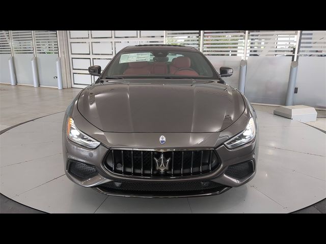 2023 Maserati Ghibli Modena Q4