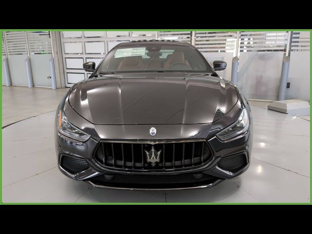 2023 Maserati Ghibli Modena Q4