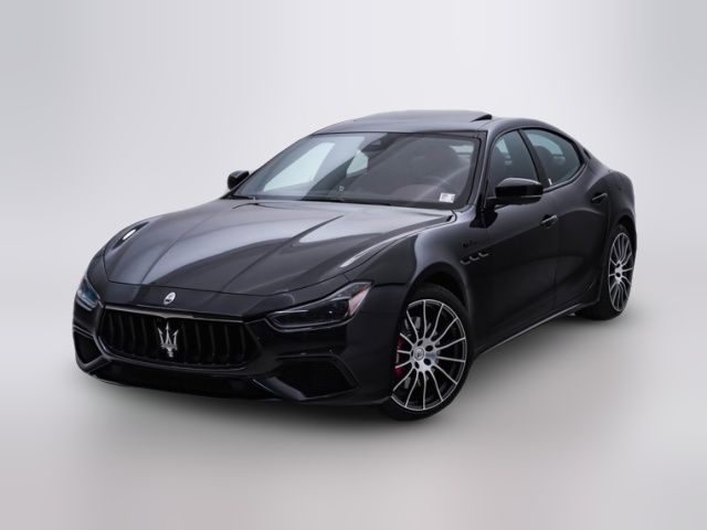 2023 Maserati Ghibli Modena Q4