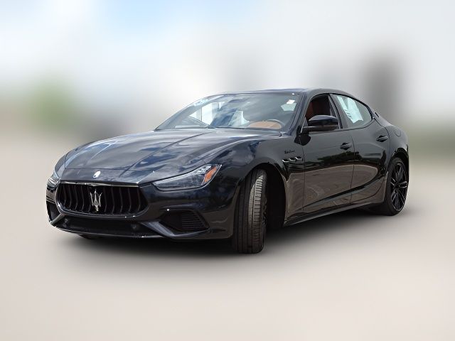 2023 Maserati Ghibli Modena Q4