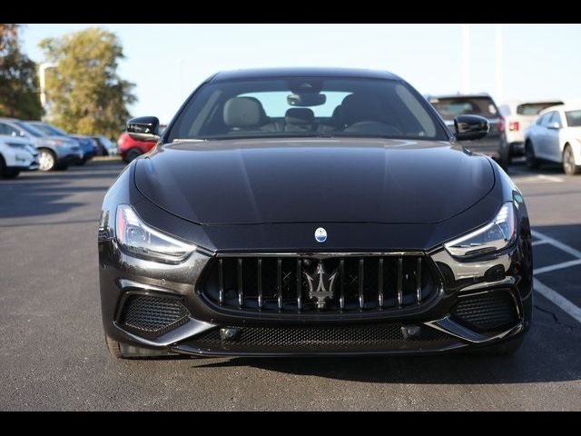 2023 Maserati Ghibli Modena Q4