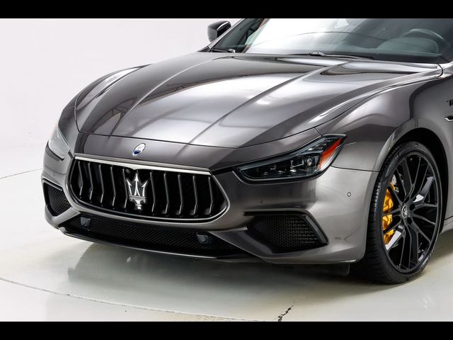 2023 Maserati Ghibli Modena Q4