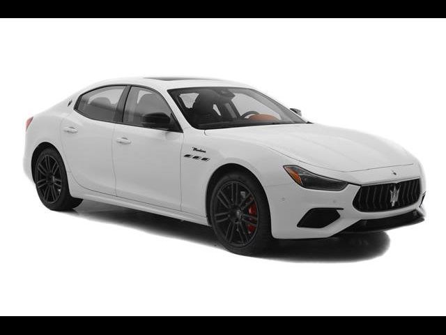 2023 Maserati Ghibli Modena Q4