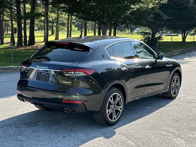 2023 Maserati Levante Modena