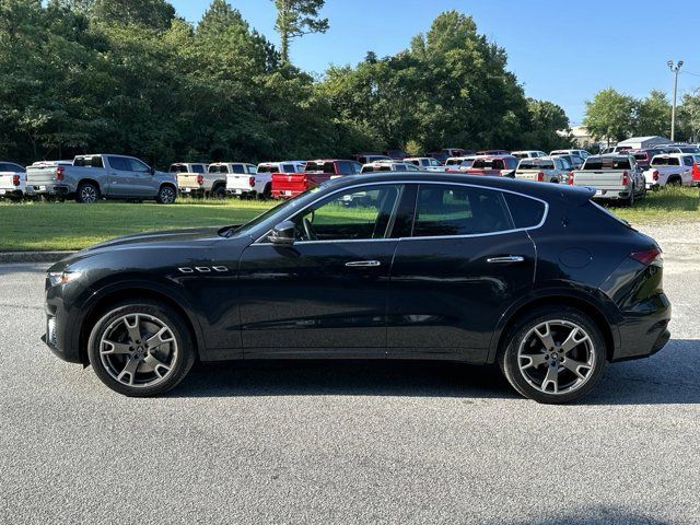 2023 Maserati Levante Modena