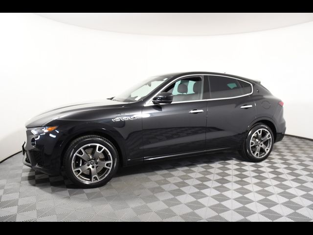 2023 Maserati Levante Modena