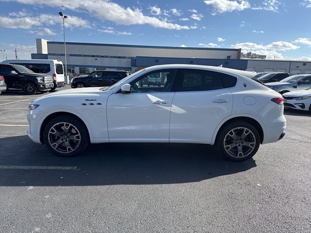 2023 Maserati Levante Modena