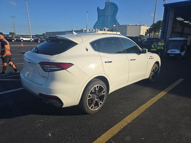 2023 Maserati Levante Modena