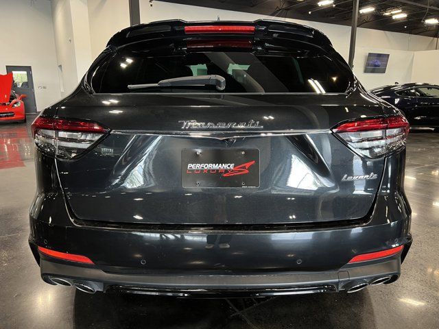 2023 Maserati Levante Modena