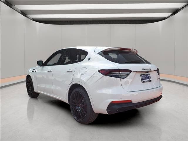 2023 Maserati Levante Modena