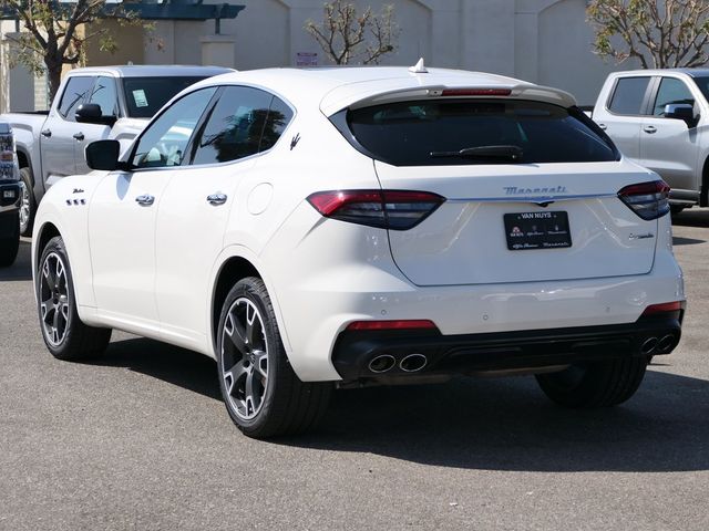 2023 Maserati Levante Modena