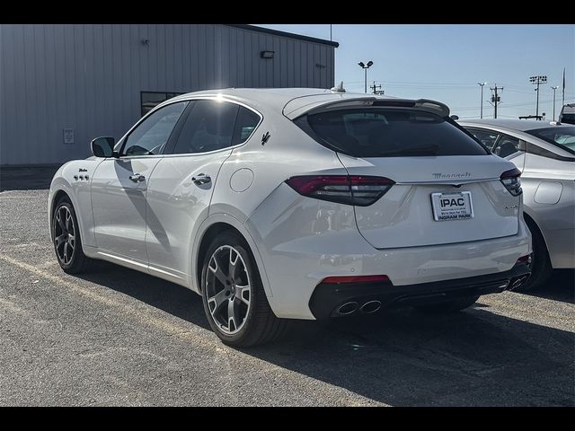 2023 Maserati Levante Modena