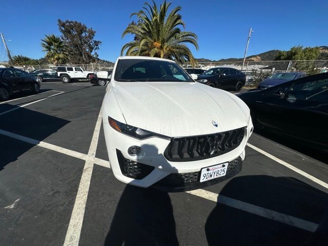 2023 Maserati Levante Modena