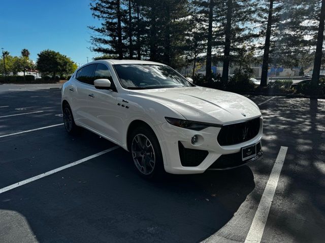 2023 Maserati Levante Modena