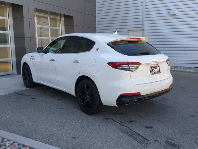 2023 Maserati Levante Modena