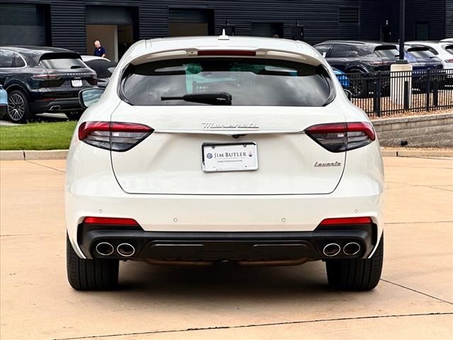 2023 Maserati Levante Modena