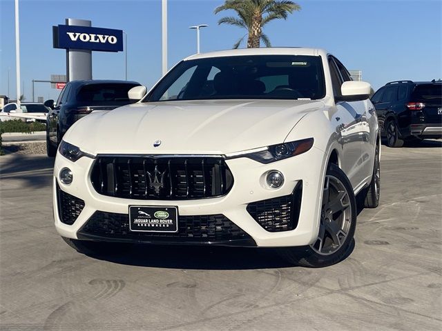 2023 Maserati Levante Modena