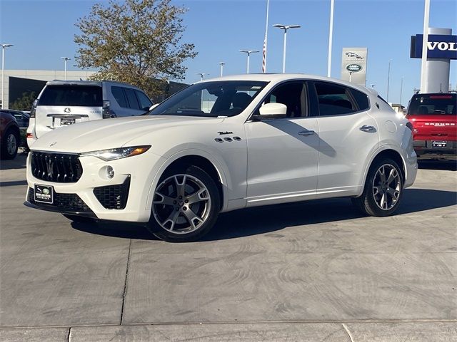 2023 Maserati Levante Modena