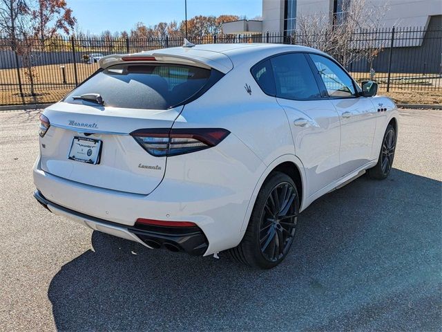 2023 Maserati Levante Trofeo