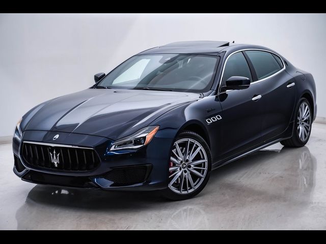 2023 Maserati Quattroporte Modena Q4