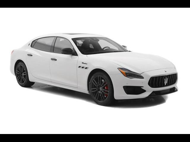 2023 Maserati Quattroporte Modena Q4