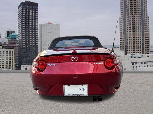 2023 Mazda MX-5 Miata Club